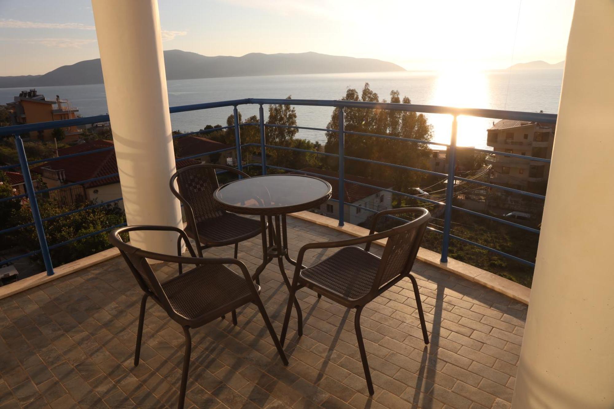 Vlorë Jico Travel - Villa Colombo חדר תמונה